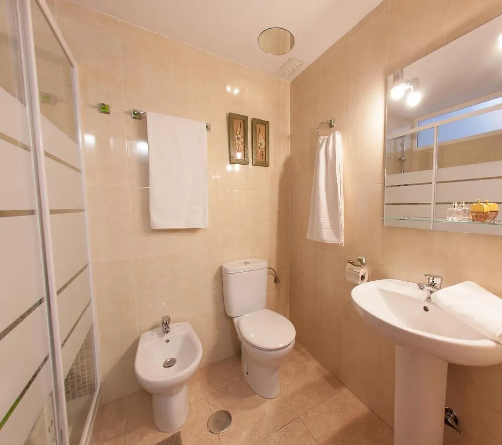 아파트 Aurinko 6 Acogedor Apartamento En 푸엔히롤라