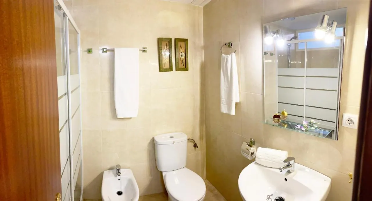 Aurinko 6 Acogedor Apartamento En 푸엔히롤라